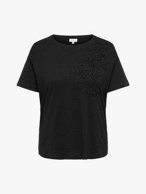 Musta lyhythihainen T-paita, jossa on pyöreä pääntie ja helmiä sisältävä kukkaistikkaus vasemman etuosan yläosassa.