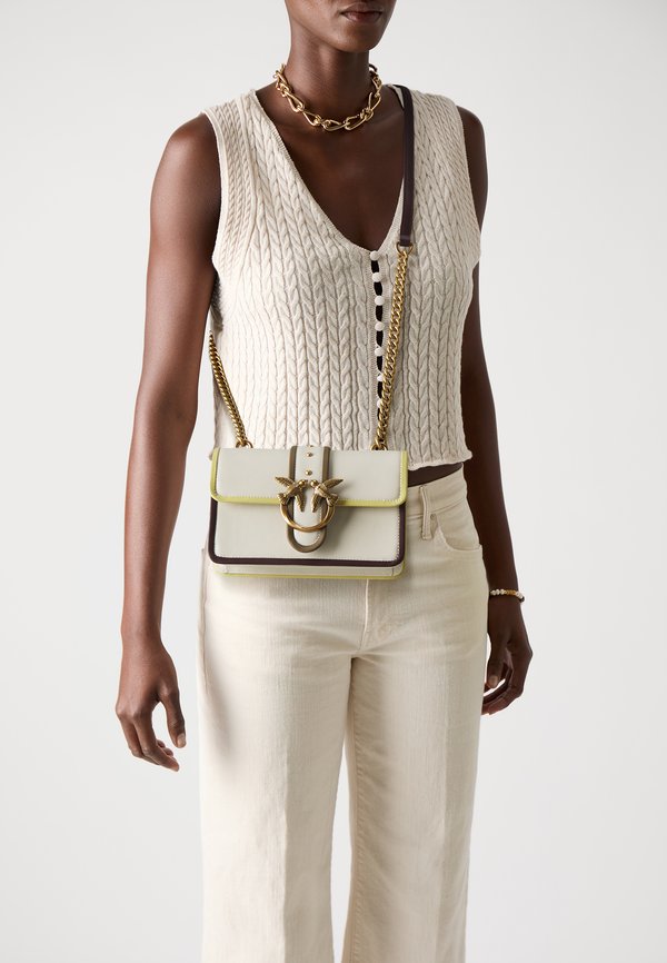 LOVE ONE MINI  - Umhängetasche