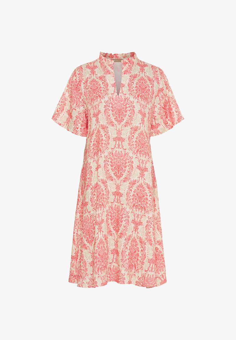 Blomsterpræget kjole i blødt stof; har korte, flagrende ærmer, en rund hals med en nøglehulåbning og et let koralfarvet design på en cremet baggrund.