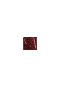 MAC RETRO MATTE LIQUID LIPCOLOUR METALLICS - Liquid Lipstick - crowned