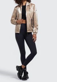 khujo Regenjas - beige