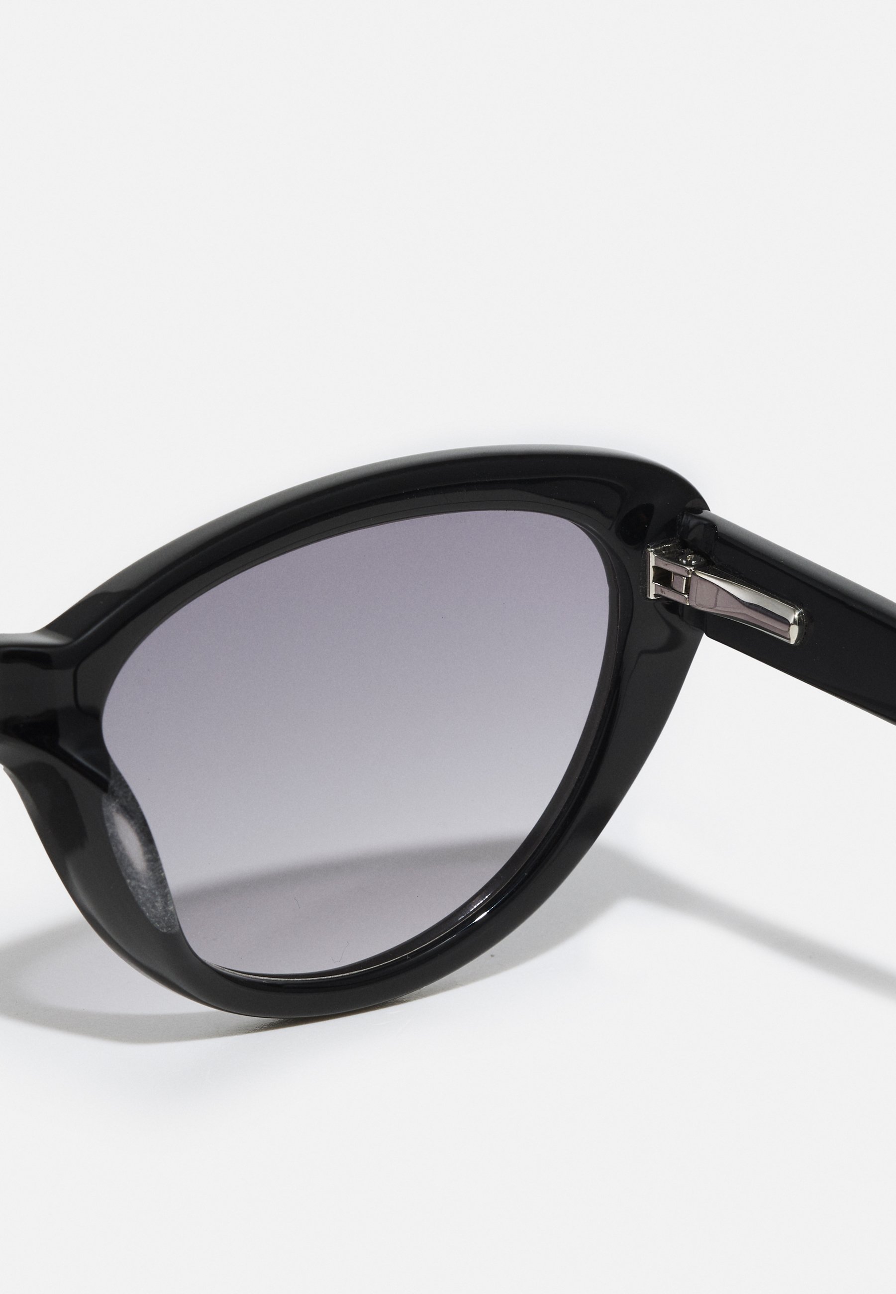 puma x ray 2 square white