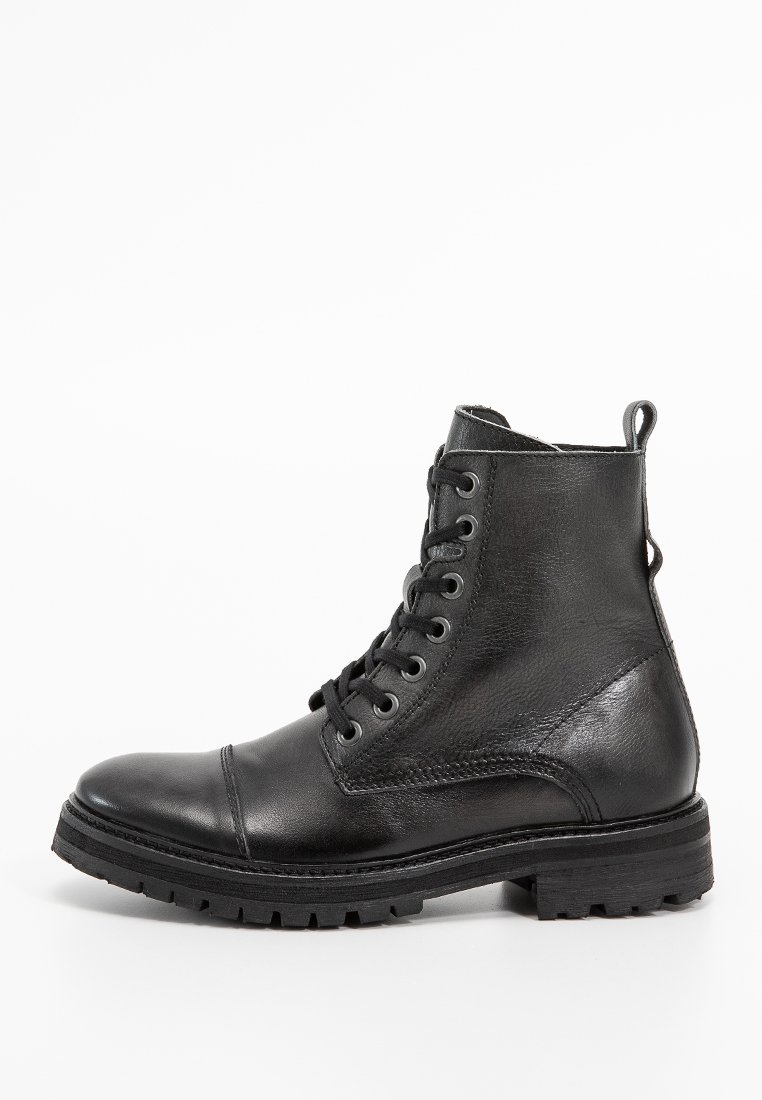 Schnürstiefelette