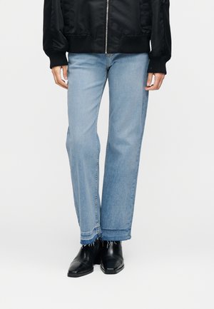 SOFT KICK - Blugi evazați - bright blue