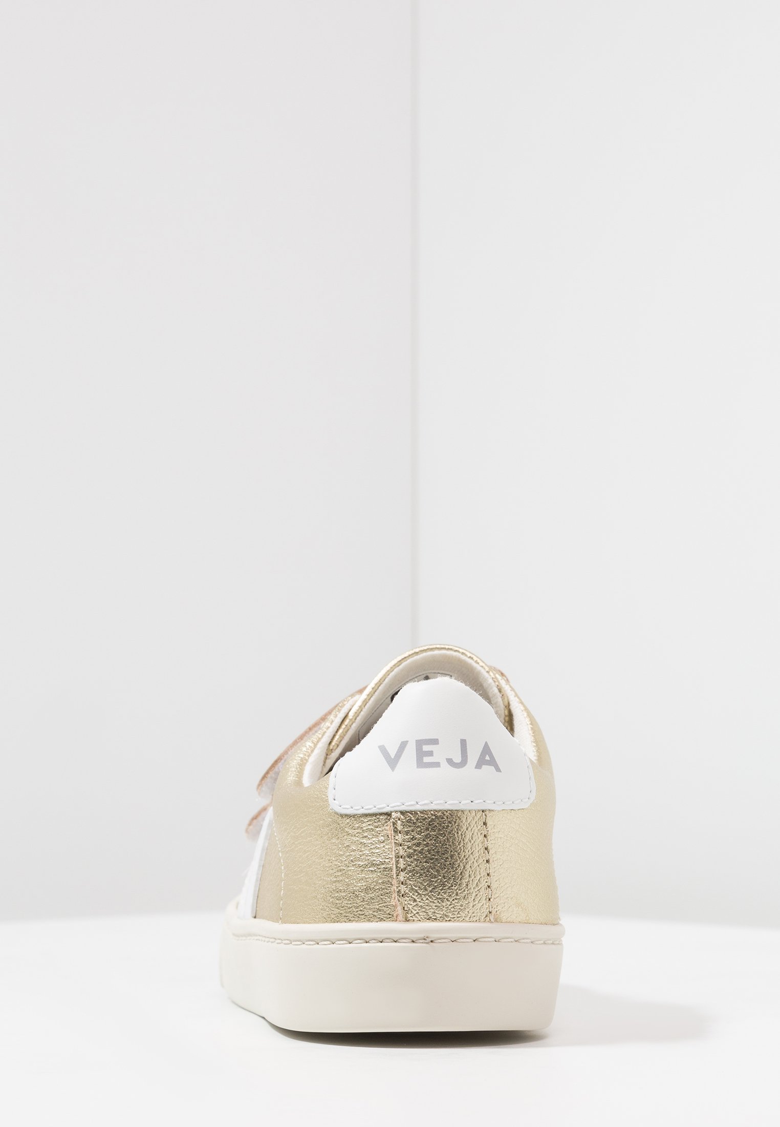 veja scratch dore