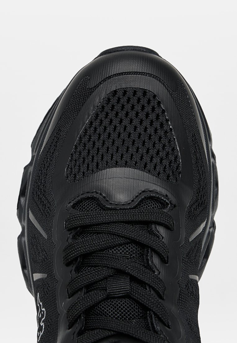 Sneaker low