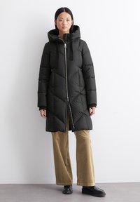Marc O'Polo LONG NEW QUILTINGS WITH HOOD - Dūnu mētelis - black
