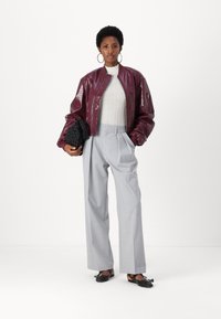 Patrizia Pepe GIUBBOTTO JACKET - Jakna od umjetne kože - plum elixir