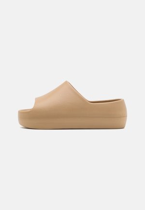 CALANDO, Sandales de bain - beige