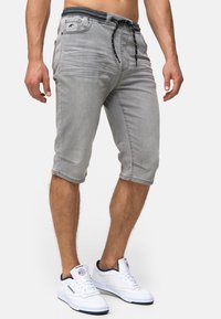 INDICODE JEANS VASILE - Kratke hlače od trapera - light grey