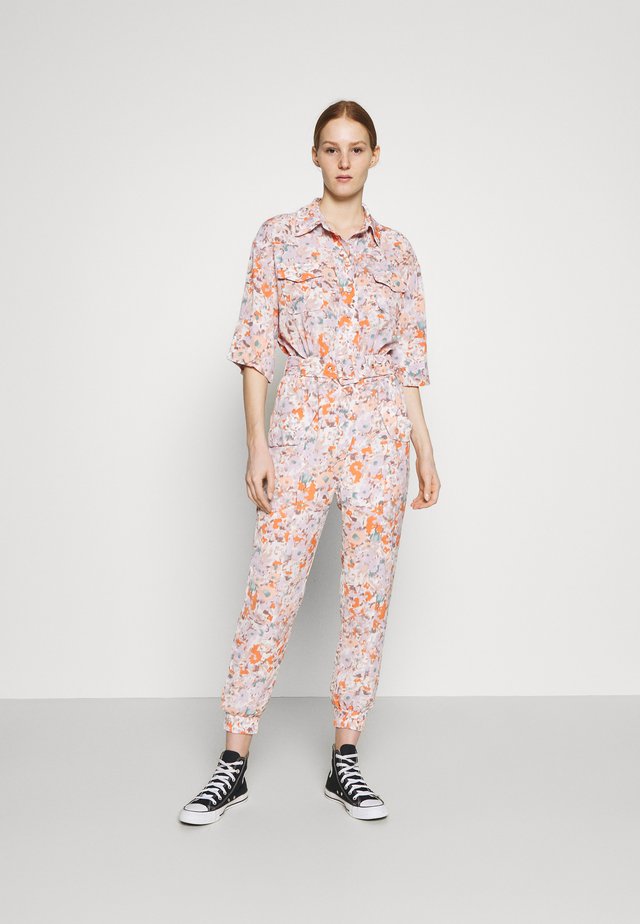 YOUNG LADIES - Jumpsuit - monet watermelon