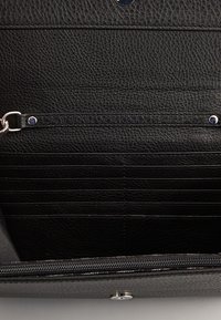 Piquadro Clutch - black