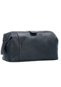 Borsa da toiletta in pelle nera con forma rettangolare, superficie liscia, chiusura a zip e manico laterale per un facile trasporto.