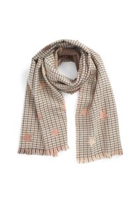 Beige en bruine geblokte sjaal met roze sterrenpatronen, franjes en een zachte textuur, ontworpen voor warmte en comfort.
