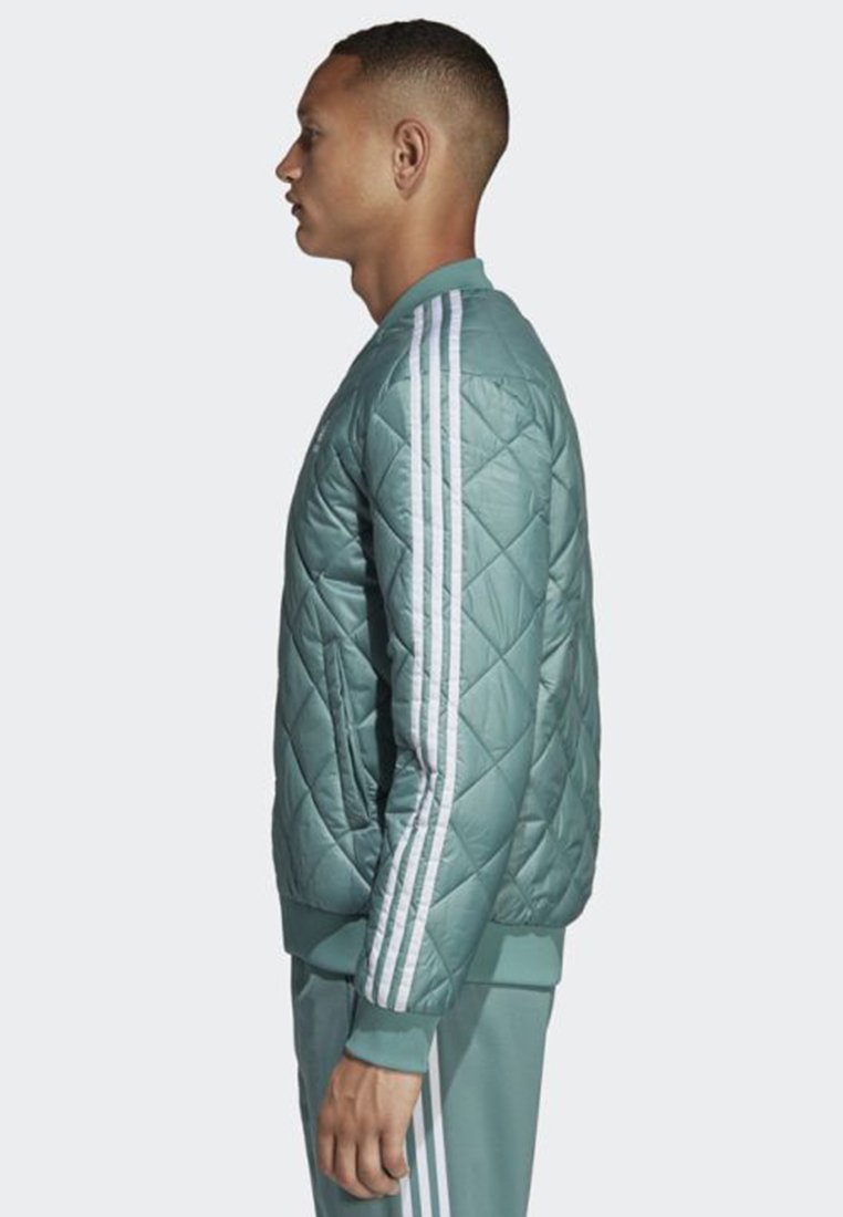 adidas Originals Quilted SST Jacket Bombejakke turquoise Adidas Originals Bomber Jacket (Herre) Jakker specs