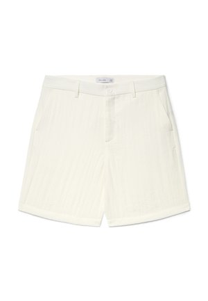 Pantaloncini su misura in misto cotone bianco con passanti per cintura, chiusura frontale con bottone e cerniera, e tasche laterali.