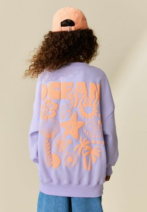 Sweatshirt - lilac purple flower