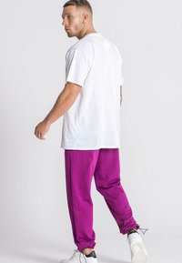 Gianni Kavanagh CORE - T-paita - white