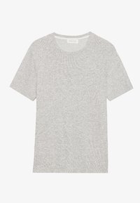 Maglietta grigia a maniche corte in un tessuto a maglia testurizzata con scollatura rotonda. Presenta sottili variazioni di tonalità in tutto il materiale.