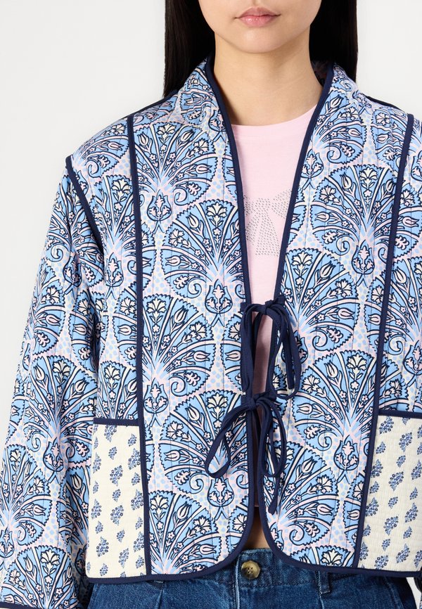 VIDELPHINE - Light jacket - birch4