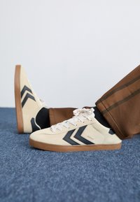 DIAMANT LX-E UNISEX - Sneakers - bone white