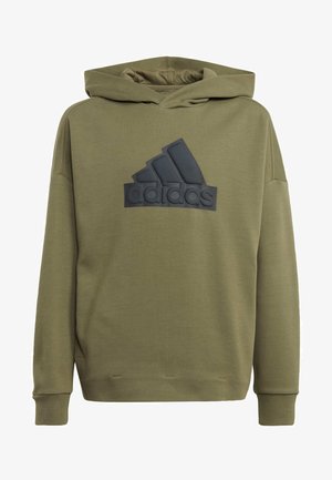 Felpa verde realizzata in tessuto morbido, con un grande logo Adidas in gomma nera sul davanti, cappuccio con cordini e polsini a coste.