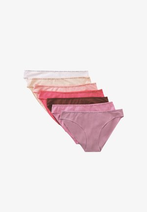 Sept culottes en coton style bikini pour femmes, dégradé de couleurs allant du blanc au marron foncé, disposées en chevauchement sur un fond blanc.