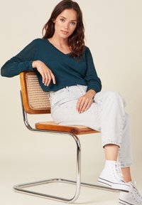 BONOBO Jeans MIT LANGEN ÄRMELN - Strickpullover - bleu canard