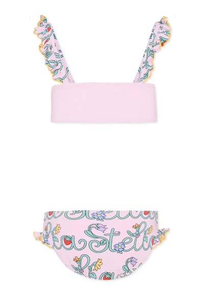 Costume da bagno a due pezzi in rosa chiaro, con spalline arricciate e decorato con motivi floreali colorati e scritte. Tessuto morbido con vestibilità elastica.