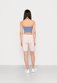 Ellesse CLASSICISTA - Shorts - light pink