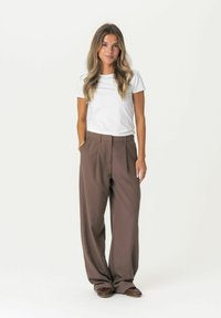 CELINAIC - Trousers - brown