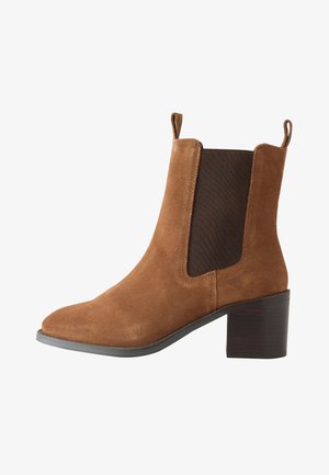 Next, Klasične gležnjače - new tan brown suede