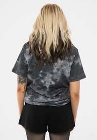 Paradiso Clothing IRON MAIDEN ED KILLS AGAIN DYE  - Print T-shirt - black