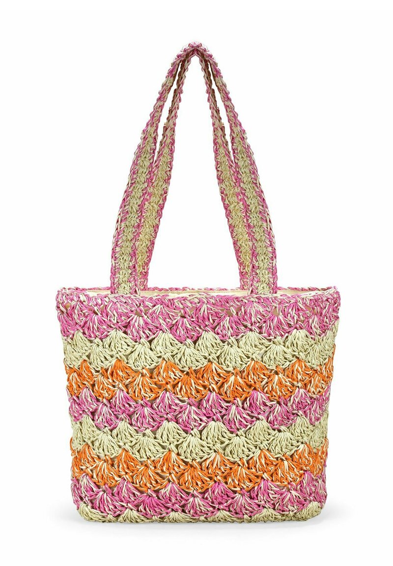 Bolso de mano tejido en colores rosa, naranja y crema. Presenta un diseño texturizado con asas trenzadas, lo que realza su forma estructurada.