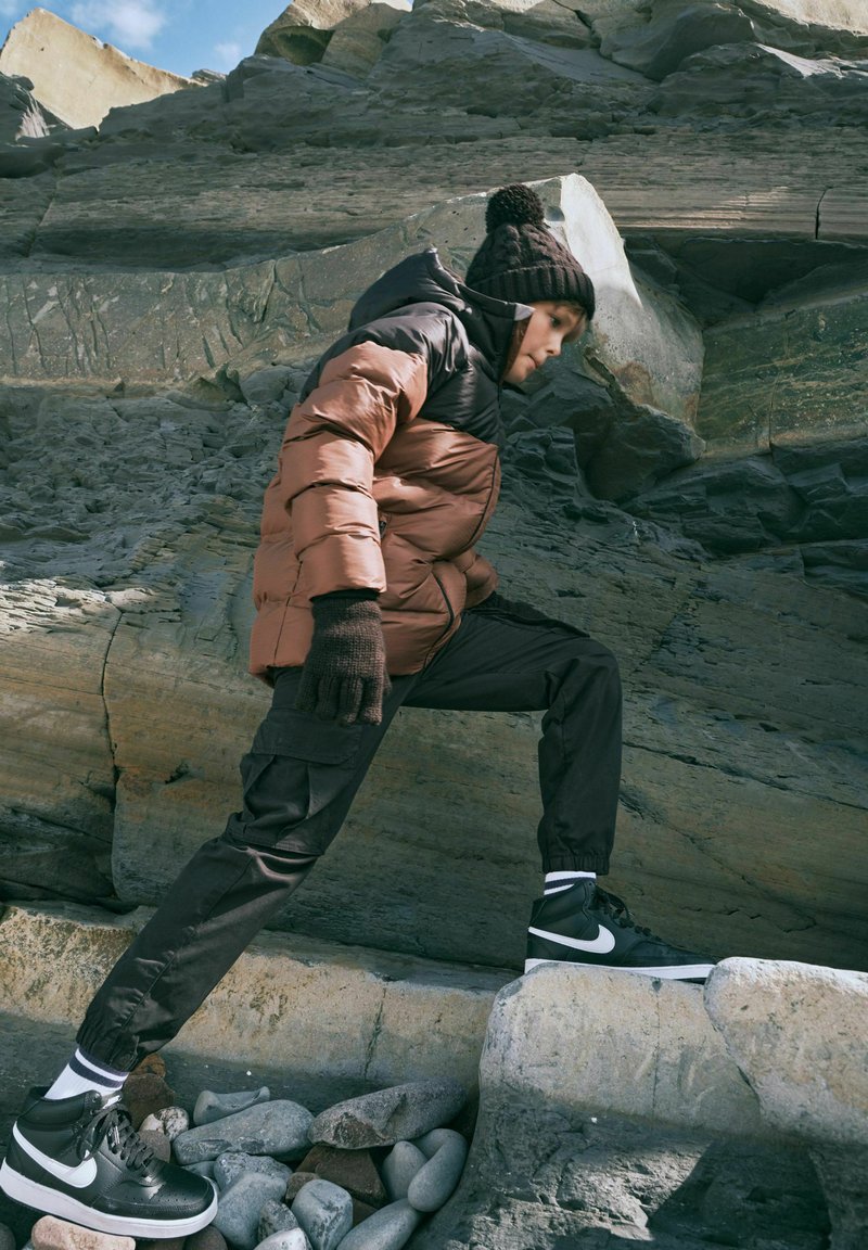 Next PADDED PUFFER STANDARD - Vinterkappa /-rock - neutral black