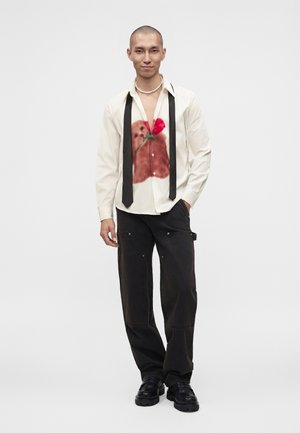 Carne Bollente, BONJOUR LOVERBOY UNISEX - Blúzka so zapínaním na gombíky - white