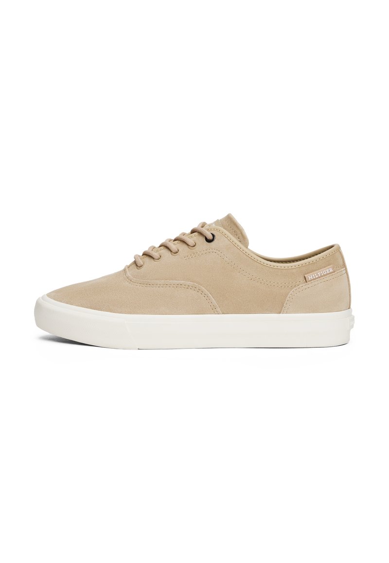 Tommy Hilfiger - VULC LOW - Baskets basses - beige, Agrandir