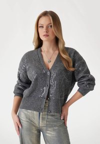 Guess Strickjacke - grau
