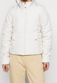 Vero Moda Petite Allvädersjacka - off-white