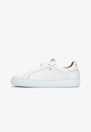 White low-top leather sneaker with white laces, stitched detailing, and "Martinelli" embossed on the sole side.