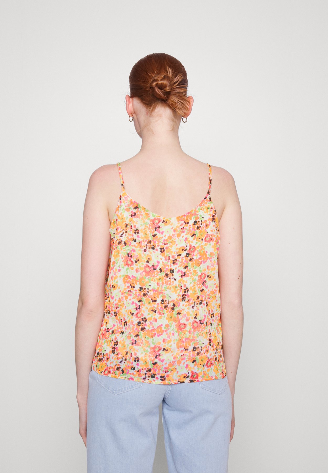 ONLLUCIE BUTTON SINGLET