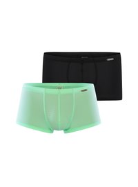 Due paia di boxer da uomo: uno in cotone nero uniforme e uno in verde neon semi-trasparente con una texture a coste.