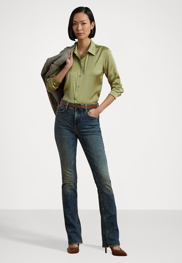 CLASSIC FIT SATIN CHARMEUSE SHIRT - Button-down blouse - light olive4