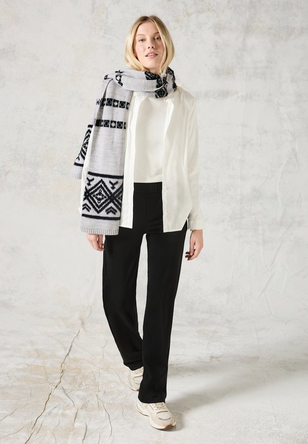 GEMUSTERTER  - Schal - grau