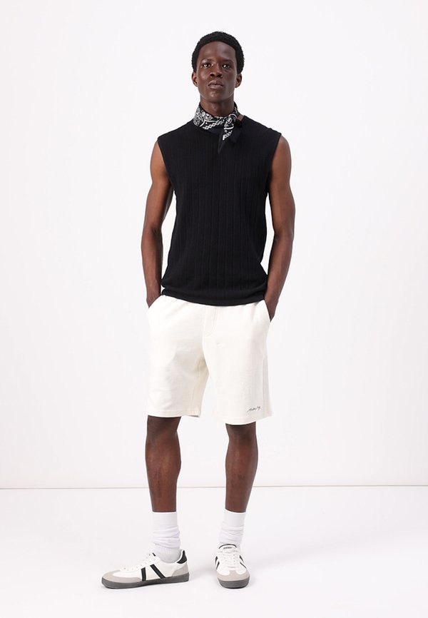 ONSKLAS SLEEVELES - Waistcoat2