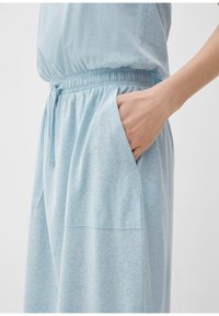 s.Oliver Jerseykleid - hellblau