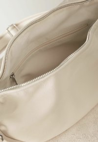 SLING  - Rankinė per petį - bone