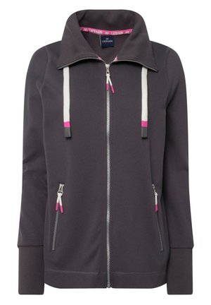 Grå zip-hoodie med høj krave, hvide og lyserøde snore, to sidelommer med lynlås og ribbede manchetter. Glat stofstruktur med minimalistisk design.