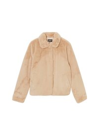 Beige nepfuren jack met een ronde kraag, rits sluiting aan de voorkant, twee zijzakken en een zachte textuur. Het ontwerp is eenvoudig en gestroomlijnd.