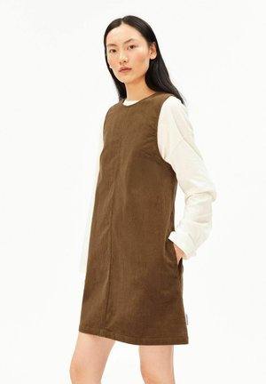 ARMEDANGELS, CORDUROY - Freizeitkleid - amberwood